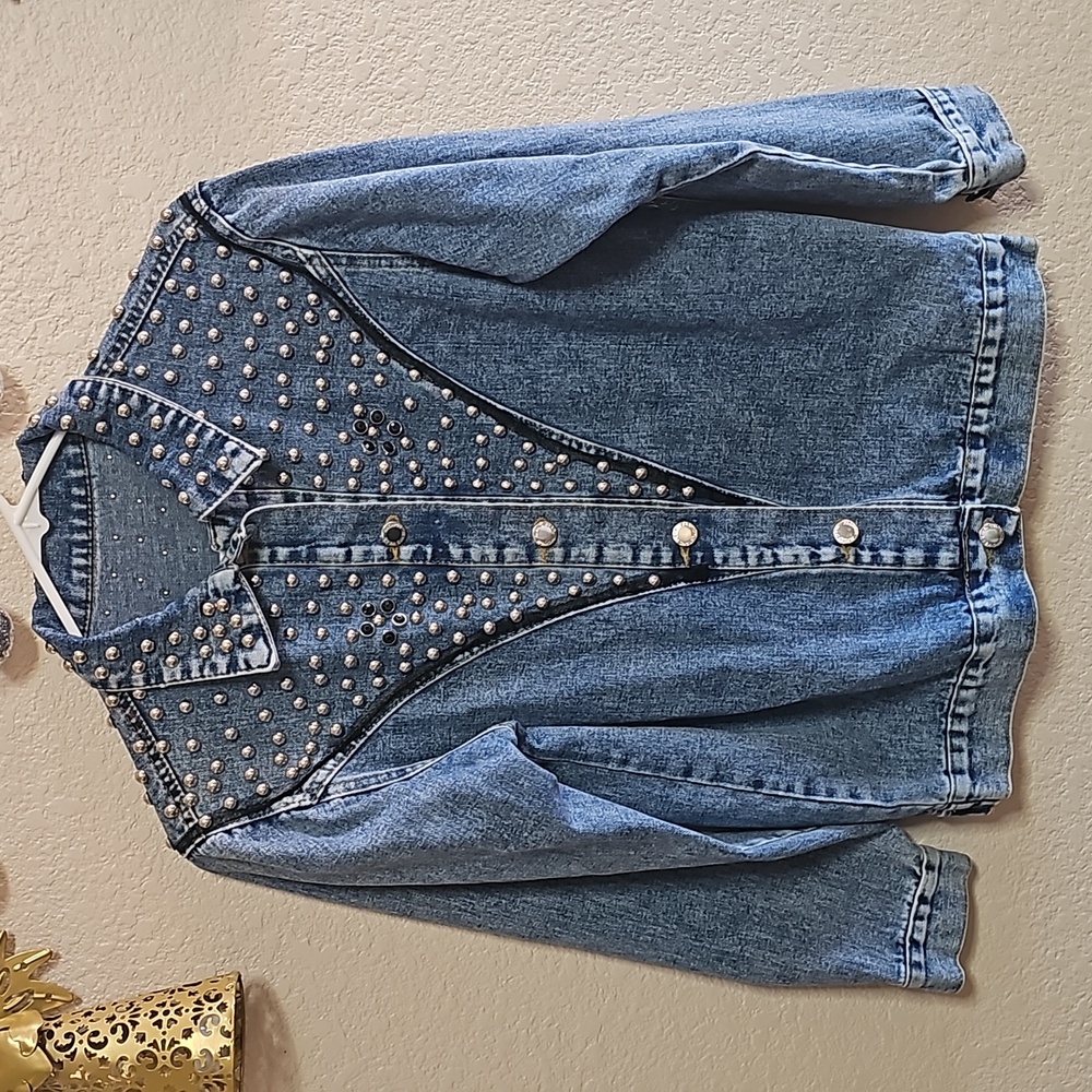 Great condition - studded rhinestone denim jacket size S